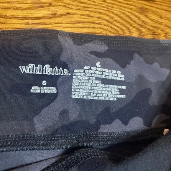 Old Navy Sweatshirt Small Womens Active Purple Long Sleeve Crew Neck. P22 - Picture 7 of 7